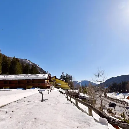 Spinale Del Sogno Apartment Madonna di Campiglio